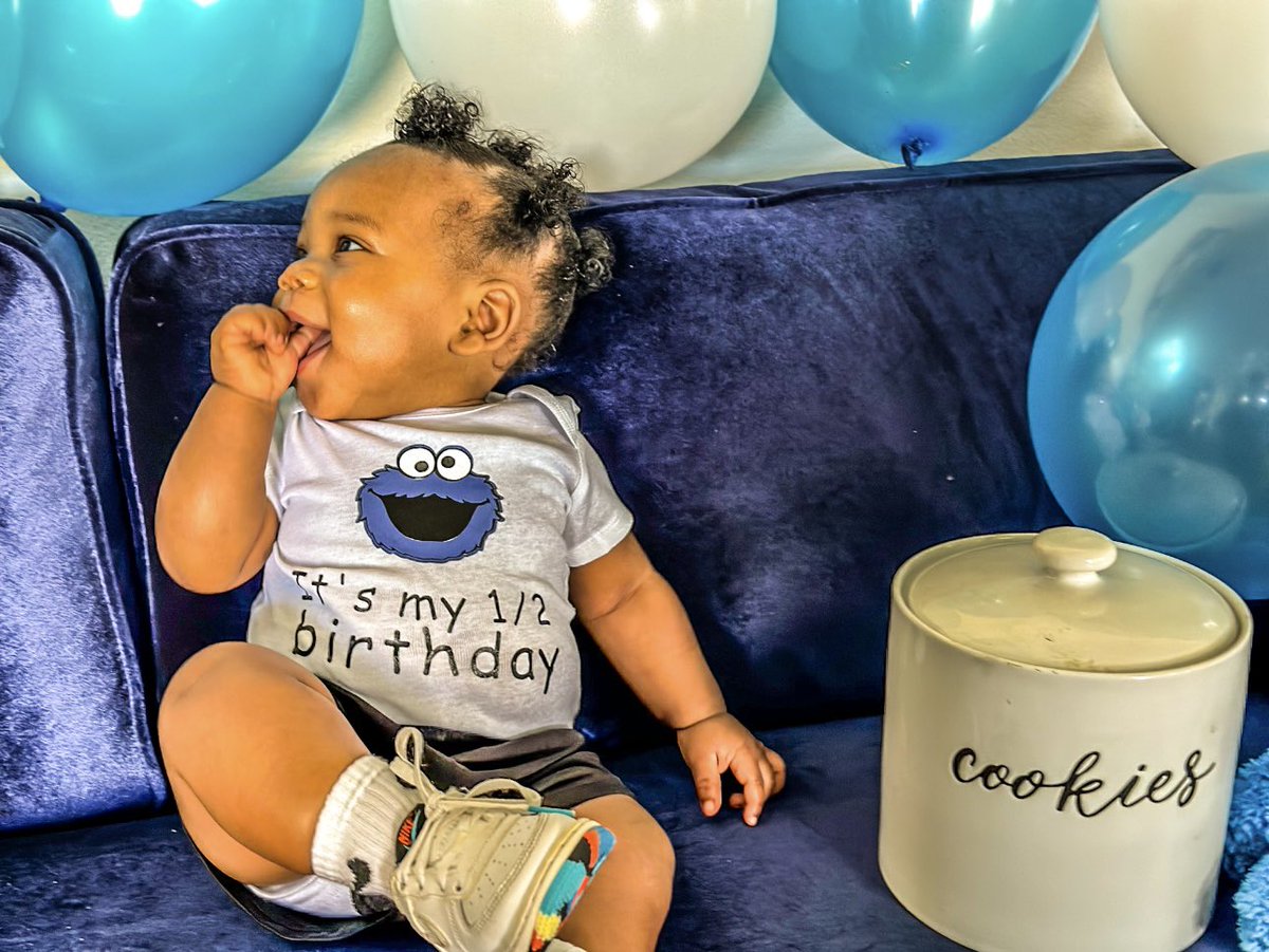 Chass_Titiana's tweet image. My big boy is 6 months today 🫶🏽💙 #BigDeuce