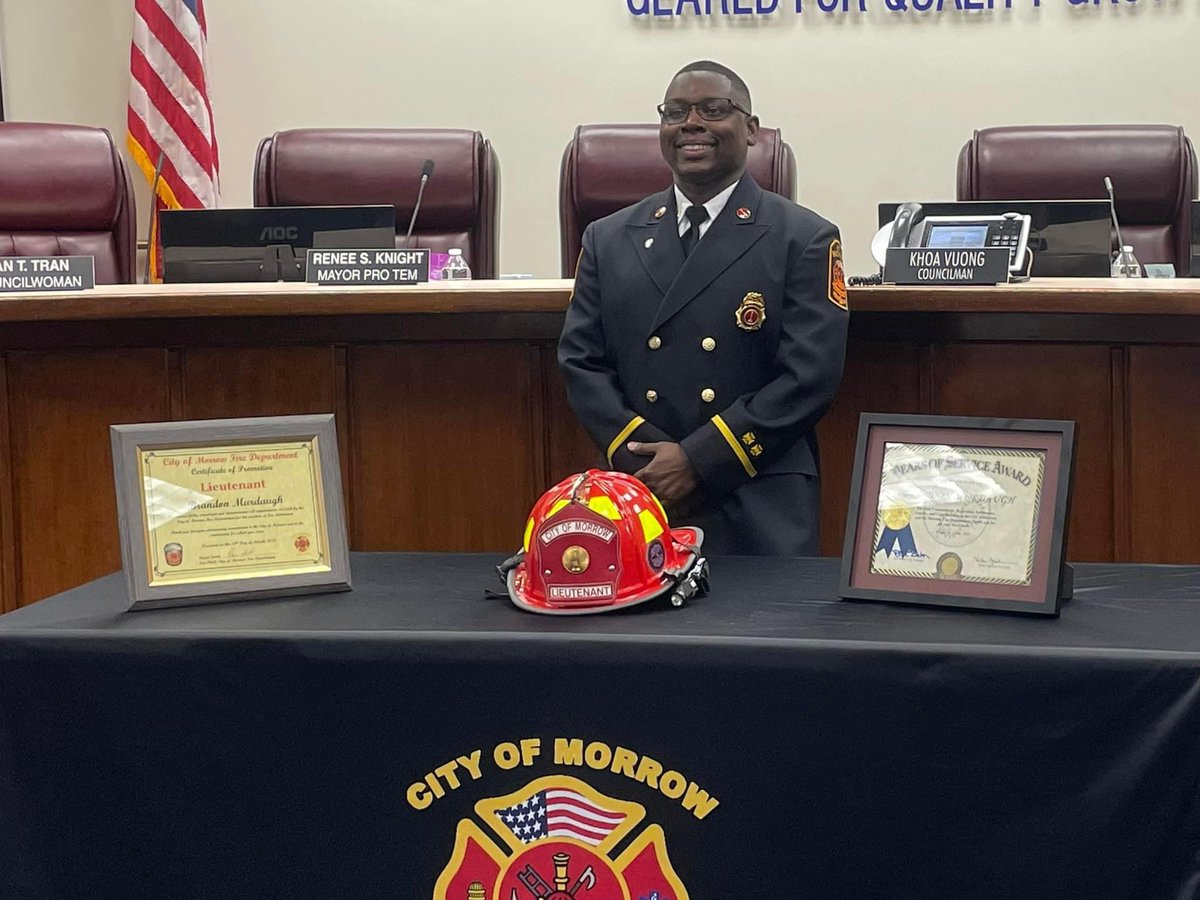 BMurdaughATL's tweet photo. It’s up from here! #lieutenant #firedepartment #firefighter https://t.co/yYUiLqZ5WO