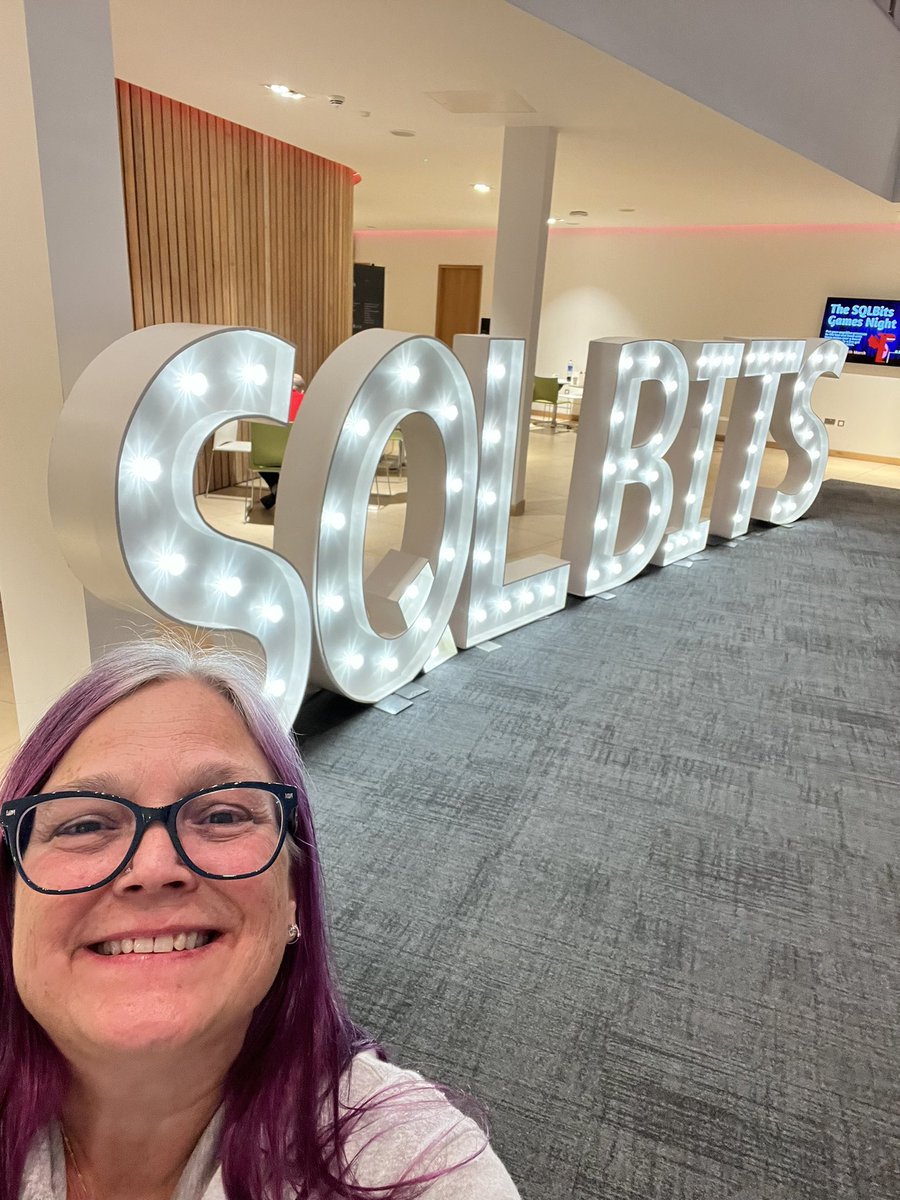 landrews5807's tweet image. Another #SQLBitsSelfie