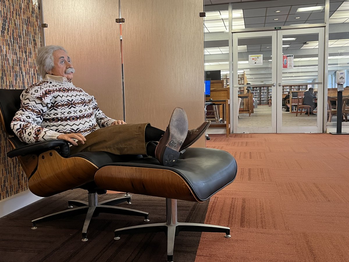 EinsteinLibrary's tweet image. Albert Einstein has so much fun celebrating his birtday at the library yesterday, he decided to stay with us for the rest of the week.  Stop by &amp;amp; say hi! @einsteinmed @EinsteinPhD @epa_einstein @einsteincpd