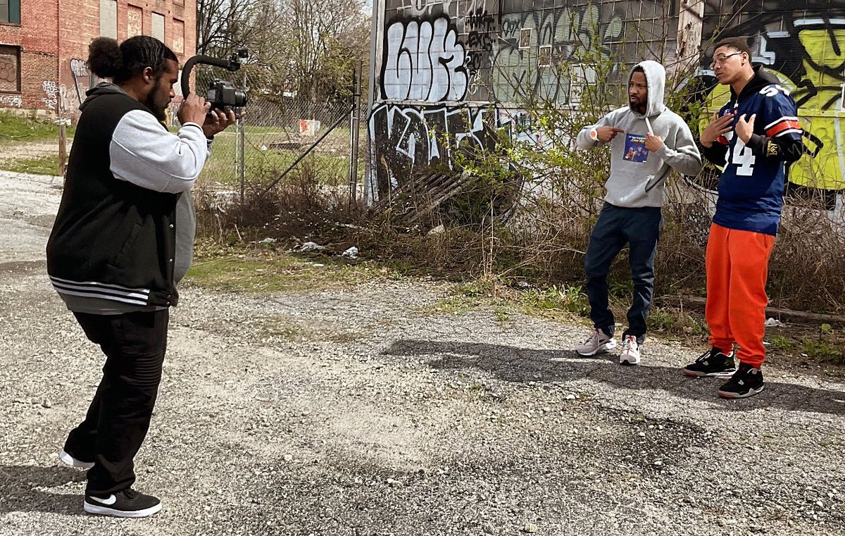 RawRareEnt's tweet photo. “Doin Me” video shoot dropping soon
@sonofforever1 @young_glaze3000
🎥 by @maverickda1
https://t.co/sjppI08ixg
https://t.co/2KiDFZWuD9
#tayreal #sonofforever #hiphop #rawrarebrandofficial #music #rap #hoodie #doinme #jg #paintingimperfectpictures #rawrareent WeMove#exclusi https://t.co/G6qHGXGNQf