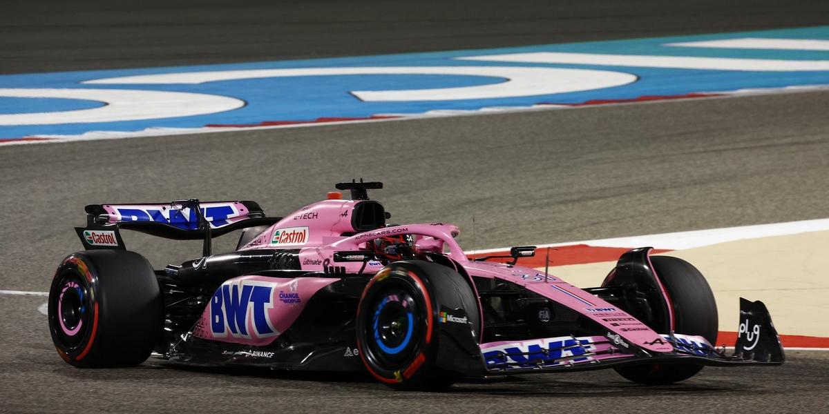 Confi_Renault's tweet photo. Très attendue à Djeddah, Alpine-Renault doit montrer un autre visage - https://t.co/YrkHg3rWdI #F1 #Alpine #Renault https://t.co/0hdC8jKYmj