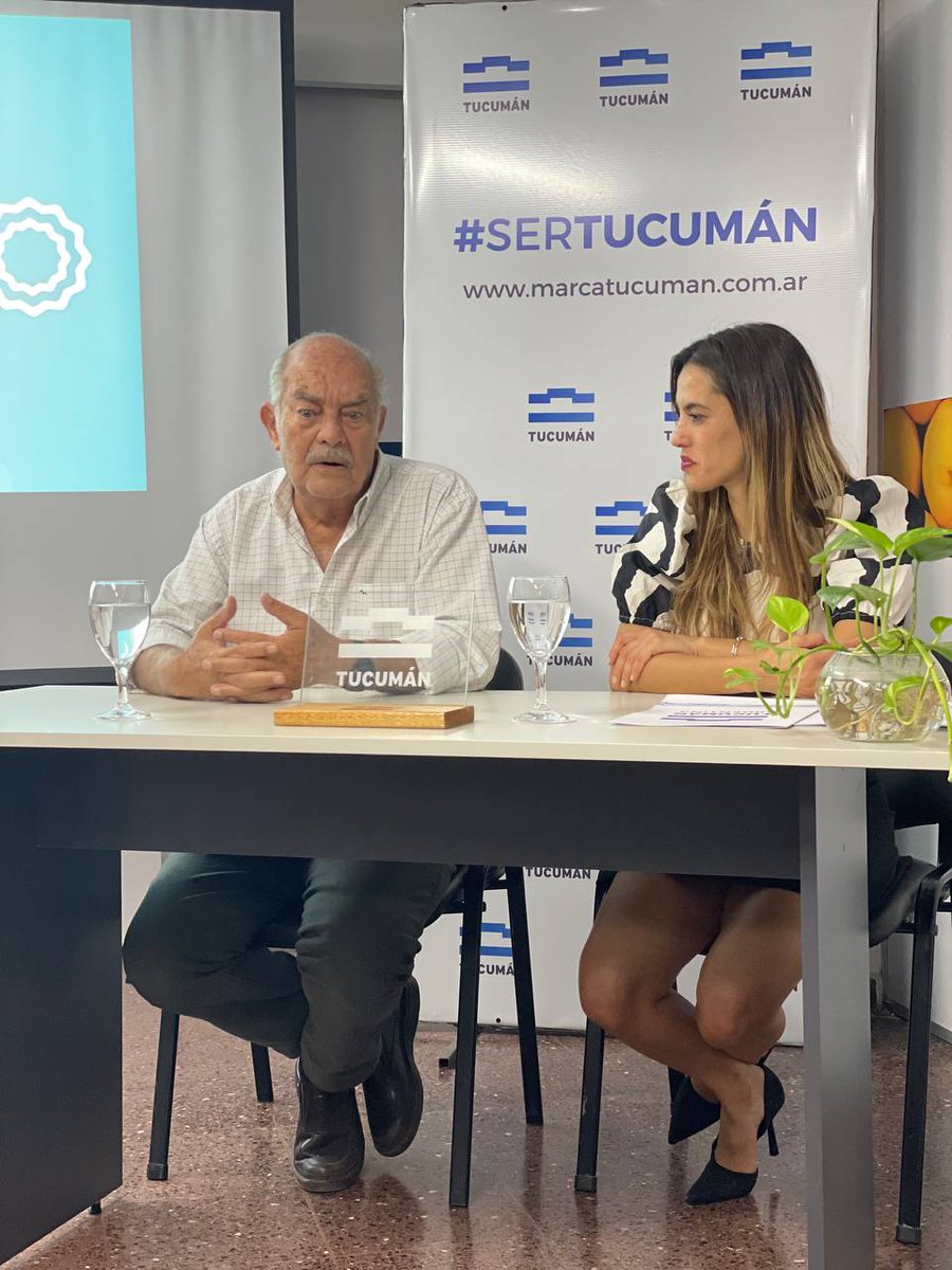 Toman la palabra el El Director Ejecutivo de Idep Ing Juan Luis Fernández <a href="/IDEPTucuman/">IDEP Tucuman</a> junto a la Secretaria de Promoción Turística de la Nación Yanina Martinez <a href="/yanmartinezok/">Yanina Martinez</a>