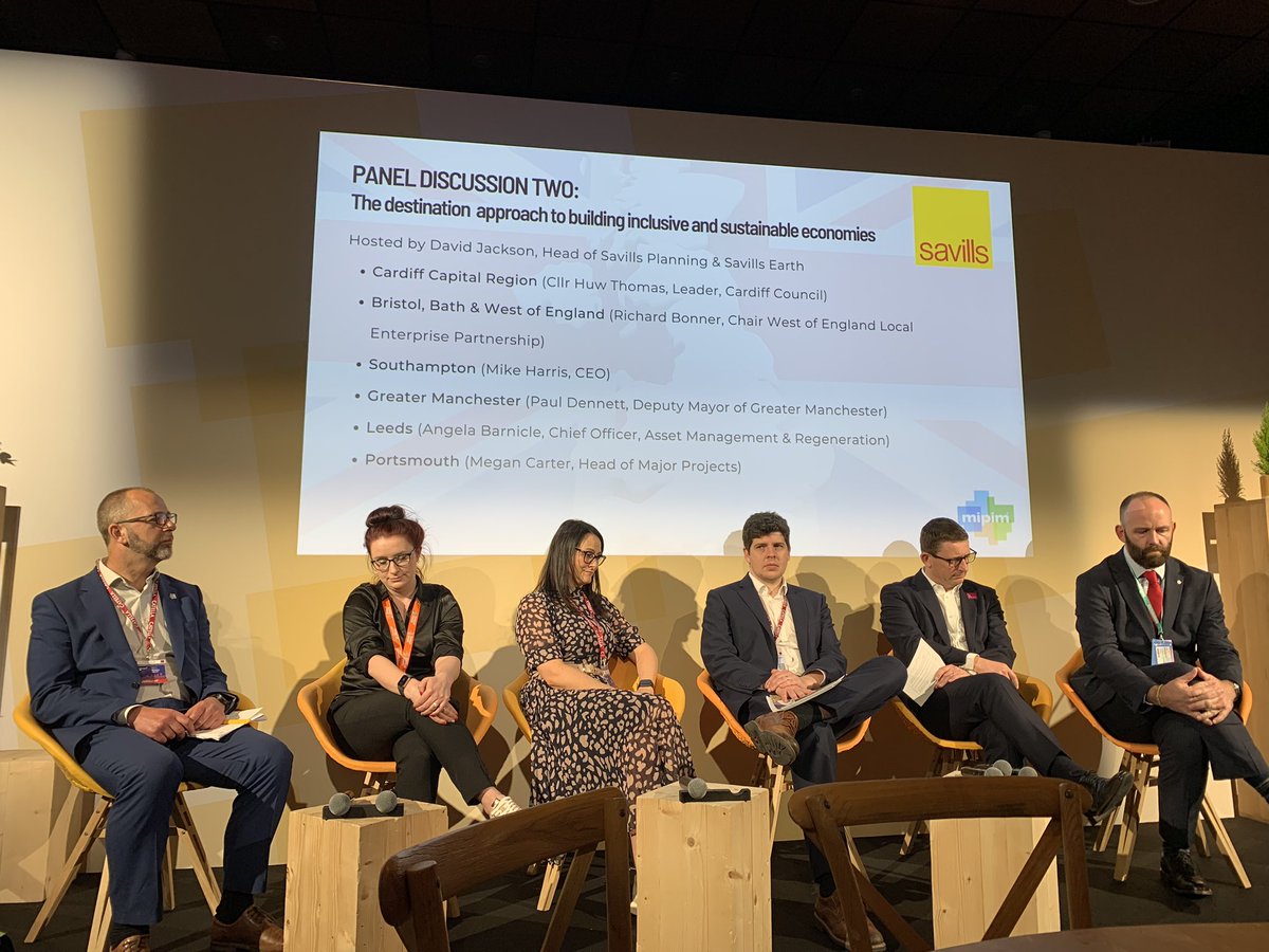 rachelj_bell's tweet photo. Day 1 #MIPIM2023
Started off @WiPUK breakfast welcoming our 200 guests. Then #TeamUK panels drawing together 12 regions discussing levelling up, devolution, working stronger in partnership, building sustainable economies. #shapingfutureplaces @StrideTreglown @MIPIMWorld https://t.co/IZbRgsG0KI