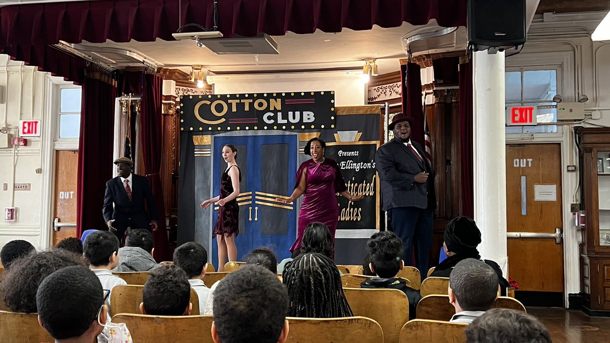 Ps28S's tweet photo. #InsideBroadway was awesome #arts #talent @NYCSchools @CSD9Bronx #DukeEllington #CottonClub #sophisticatedladies https://t.co/rQhSw5acf9