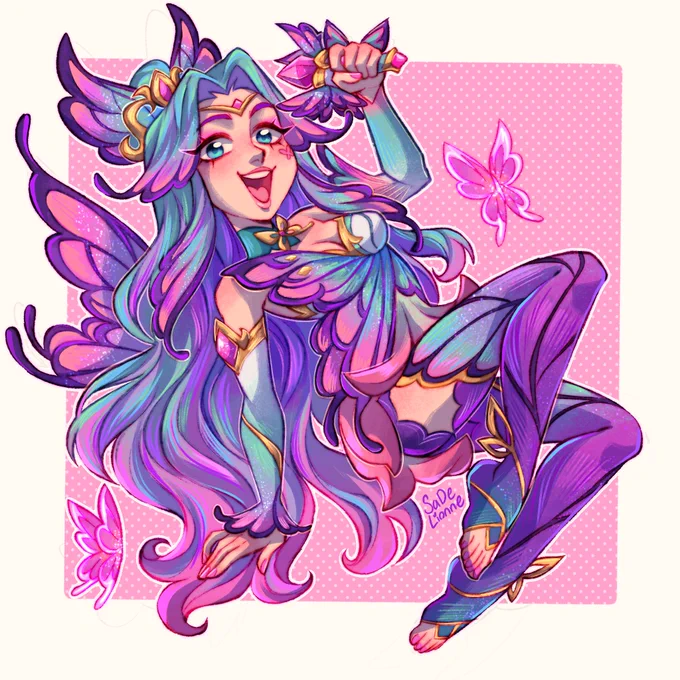 the faerie court Seraphine skin is so pretty it made me download the stupid game aaaa  