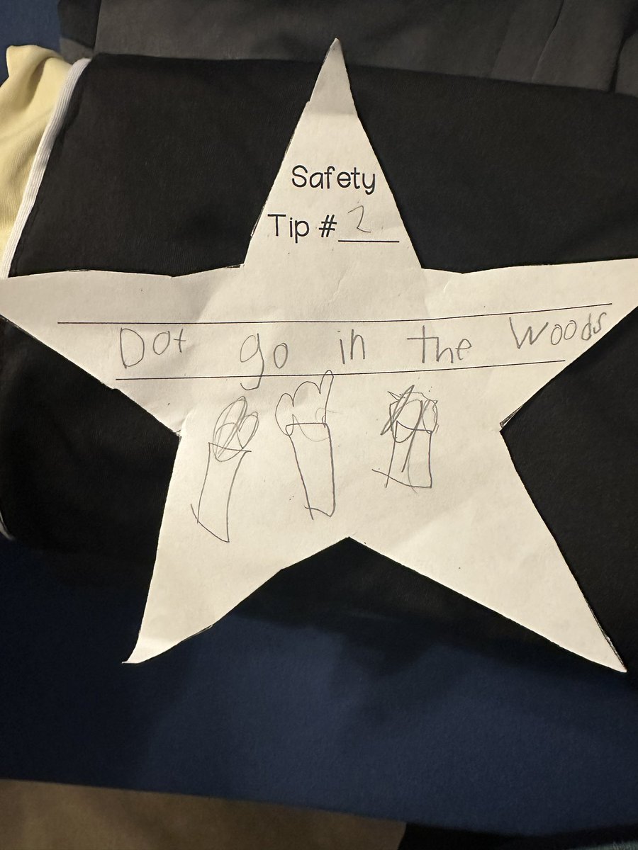 KarverNichole's tweet photo. @MyFavMurder  @KarenKilgariff  @GHardstark @StevenRayMorris   My kindergarten daughter brought her safety tip home today. “Don’t go in the woods” haven’t gotten a school counselor call yet about my future murderino I’m raising but I’m so proud ☺️ https://t.co/MQsE30RBJh