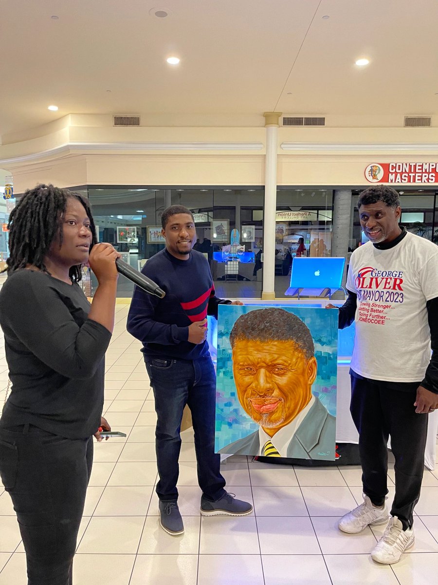 PerfectUnionArt's tweet photo. At the gallery yesterday, Artist Assaf Graffiti presented an original portrait to George Oliver, Candidate for Ocoee Mayor. Thank you Assaf for being the person that you are. I am so thankful for the positive energy and generosity of spirit that permeates through this gallery. https://t.co/t1lzWuSo9O