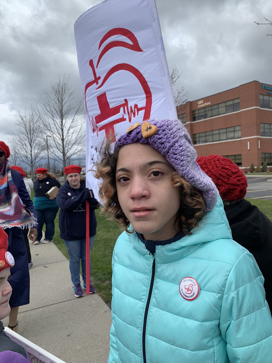 <a href="/RevBlackNetwork/">Revolutionary Blackout Network</a> Last year, the <a href="/WA_BPP/">BPPWA</a> showed up in solidarity in Tacoma, Wright Park at our coalition event in support of <a href="/scottdesno/">Scott Desnoyers🍎🌹</a>’s <a href="/NYRedBerets/">NYRedBerets</a> Apr 9th NY protest in observance of his son Danny’s murder by the for profit insurance mafia. 

We passed around the mic.

#AllPowerToThePeople
