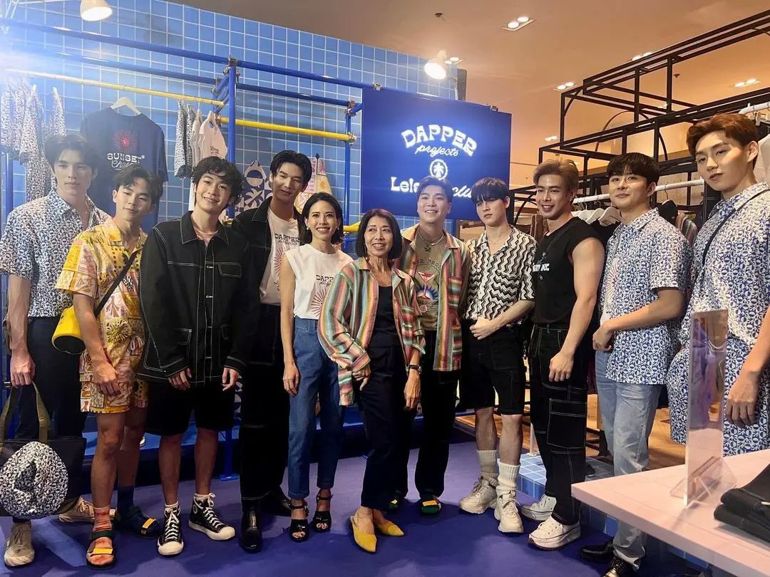 cinderellaboys3's tweet photo. Everyone look perfect ✨✨💯💯
📌 #DapperProjectsLeisureClub
#Moslhong #ISBANKY #BestAnavil
#yangdongwon #taechayapat #ChayapatKongsub
#gungkunpong #Korn3g #mmmmmmmuse
#MuseNattawitPewngam
#ELLEMENthailand #GQThailand
#leisureprojects x #dapperbrand https://t.co/ONNJiV1bR9
