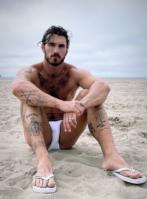 sandy cheeks 🐿️ https://t.co/3grk13jj1N