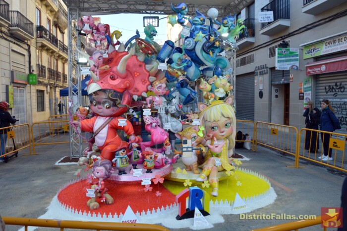 distritofallas's tweet photo. Convento vuelve a ganar en fallas infantiles
https://t.co/Y2jhy7VSbU
#Falles #Fallas #Falles2023 #Fallas2023 #JuntaCentralFallera #Premios #València https://t.co/52UT37BF81