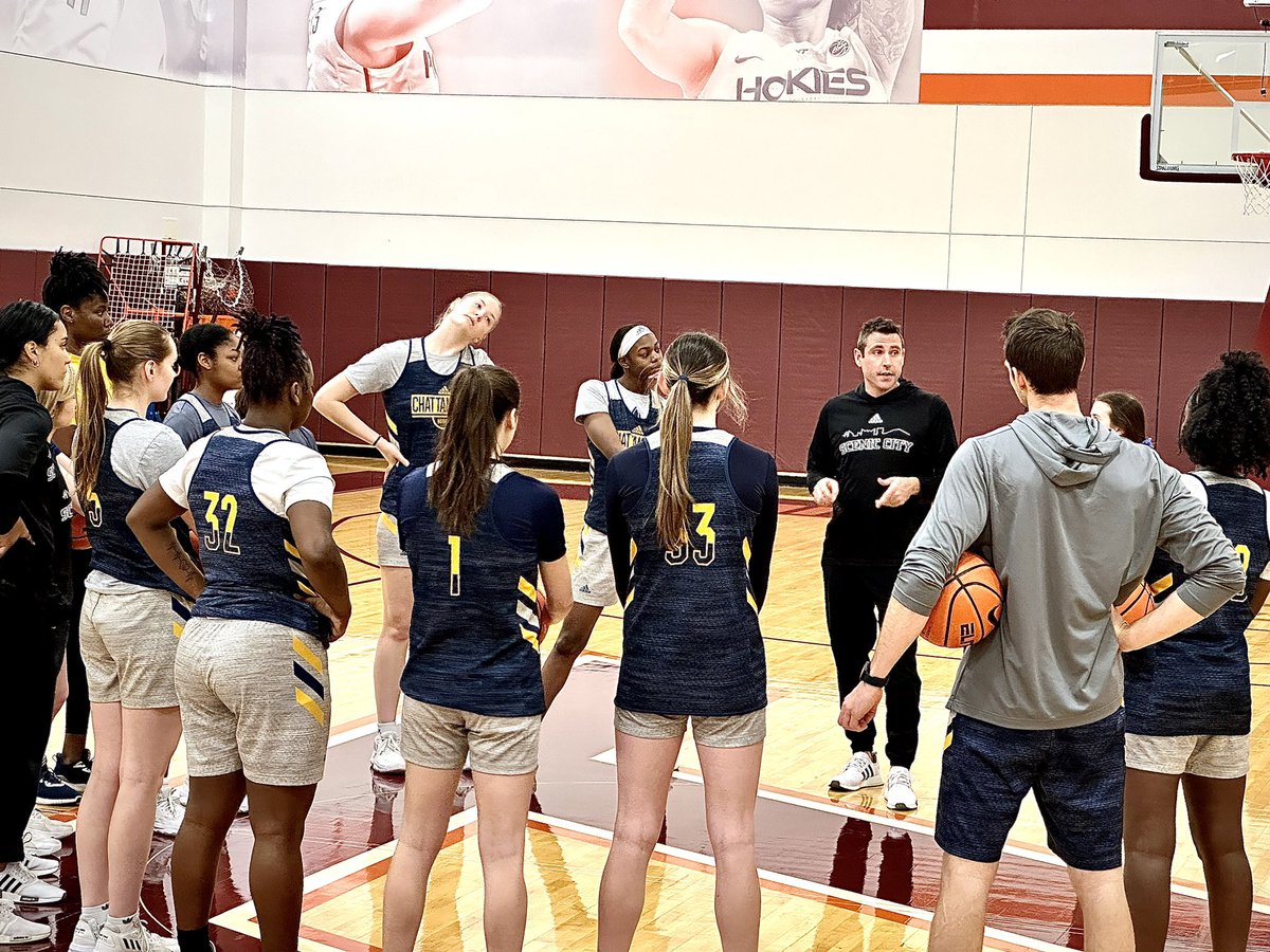 GoMocsWBK's tweet photo. On the hardwood in Blacksburg 💪

#FIRST x #GoMocs https://t.co/kQ5VCiGShM