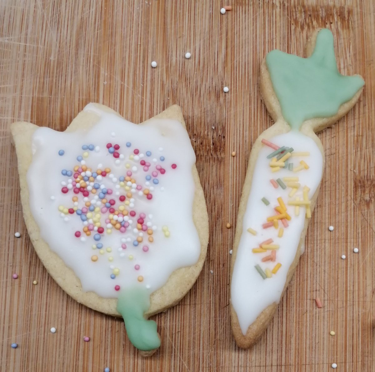 KilpatrickThe's tweet photo. Thanks to the HE department for helping the S1s make Spring biscuits for their Eggcellent Spring Store this Saturday 🐰🌷 https://t.co/jzYpUMNMOH