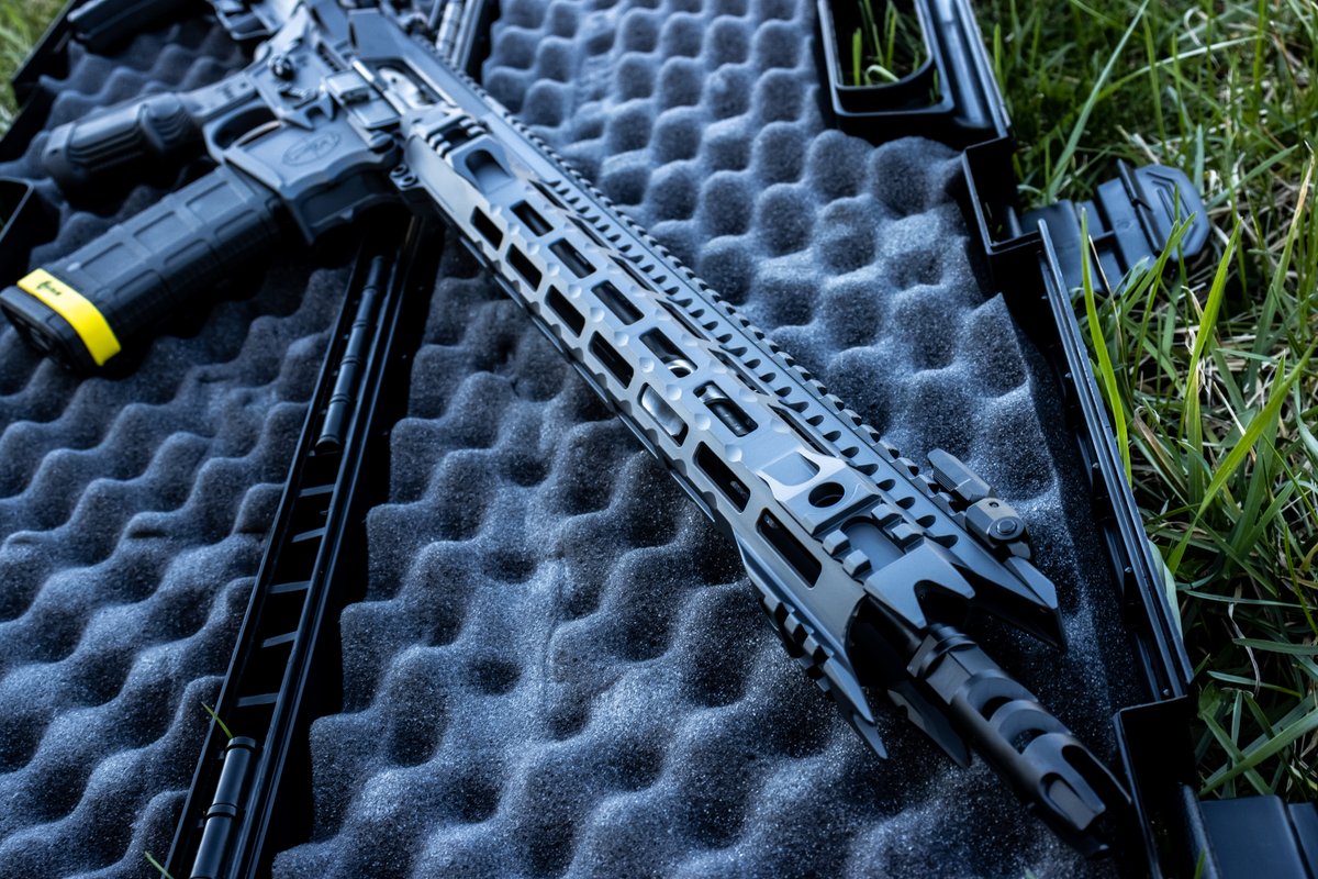 CenterfireSys's tweet image. A fresh out of the box with the @Fostech_Arms   Stealth Raptor AR-15. Chambered in .223/5.56 and featured in the sleek Sniper Grey color option! 🔍

#fostech #ar15 #ar #rifle #semiautomatic #tactical #stealth #raptor #centerfiresystems