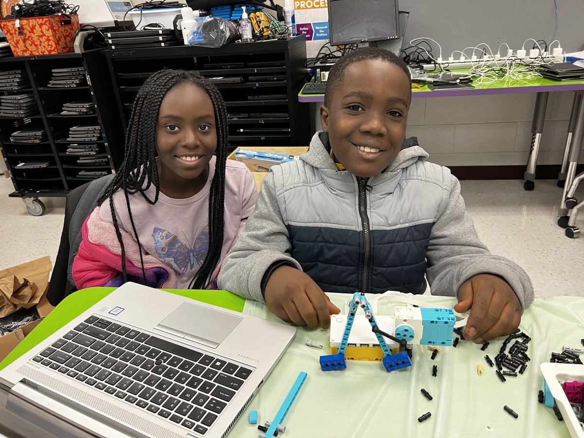 Ms. Phillips tweet media