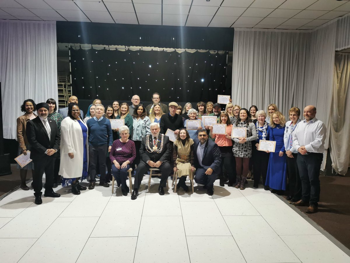 _YourCommunity's tweet image. Cllr Mahalia France-Mir Cllr Mohammed shahzad and Cllr Sharon Hamilton from Moortown ward more pictures with the Lord Mayor and local groups and partners at the Inner North East Thank You Event #INEThankYou
@andybirkbeck @mshazleeds @monoanton