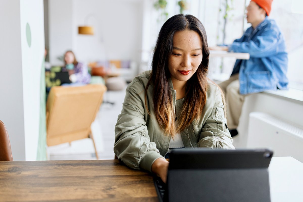 We’re excited to announce our first Women in Leadership webinar is free to join next week! Learn from VP of Coaching Services Shannon Eckmann on the 3 ways women can not only succeed but thrive in a hybrid work environment. Register today. bit.ly/3JKqdzT