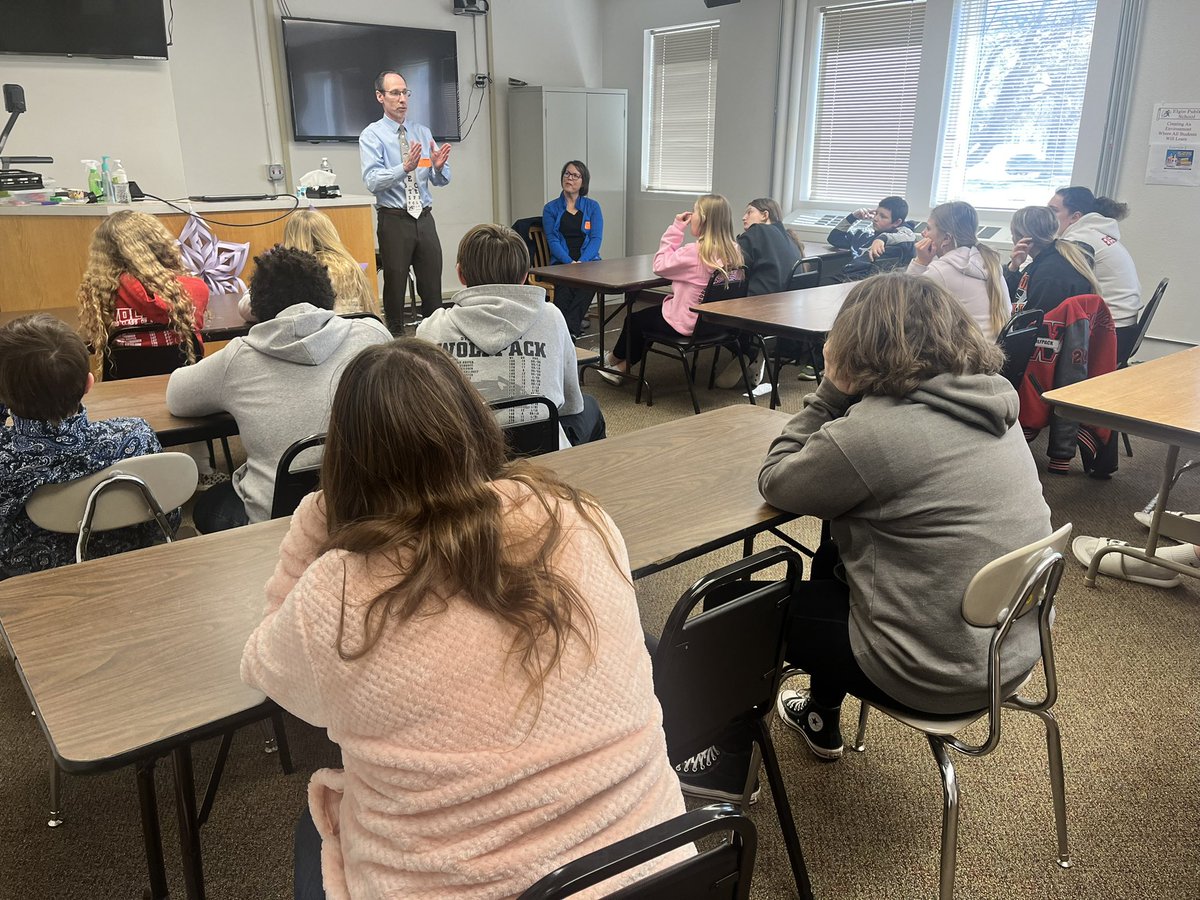 Another Bloom!  Thank you, Dr. Vetick and Sara Allen from Eye Physicians for coming to talk to EPS students about your professions in optometry!  <a href="/ElginPublic/">Elgin Public School</a> <a href="/WEPSTheBeak/">W-EPS: The Beak</a>
