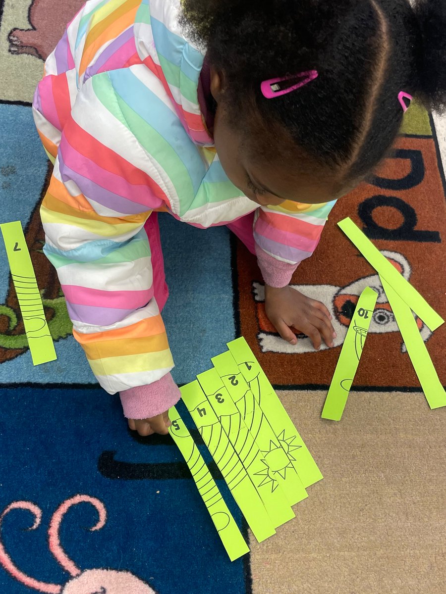 Math puzzles in action! First put the puzzle together, then practice writing the numbers on your white board! <a href="/Chalkley_ES/">Chalkley Elementary School</a>