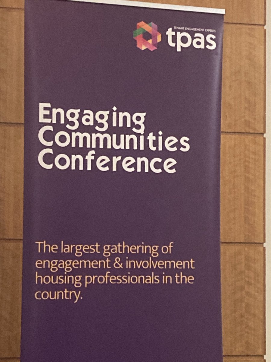 val alker tweet media