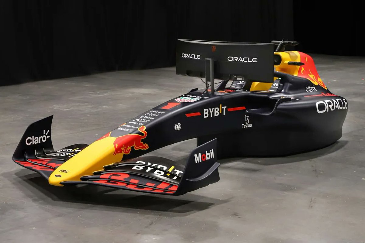F1Gate's tweet photo. レッドブル RB18ショーカーシミュレーターがF1 Authenticsで販売開始
https://t.co/lMU5HnWrER
#F1JP | #F1 | #F1GP | #レッドブル | #RB18 | #シミュレータ | #F1Authentics https://t.co/mhpaMV6qpJ