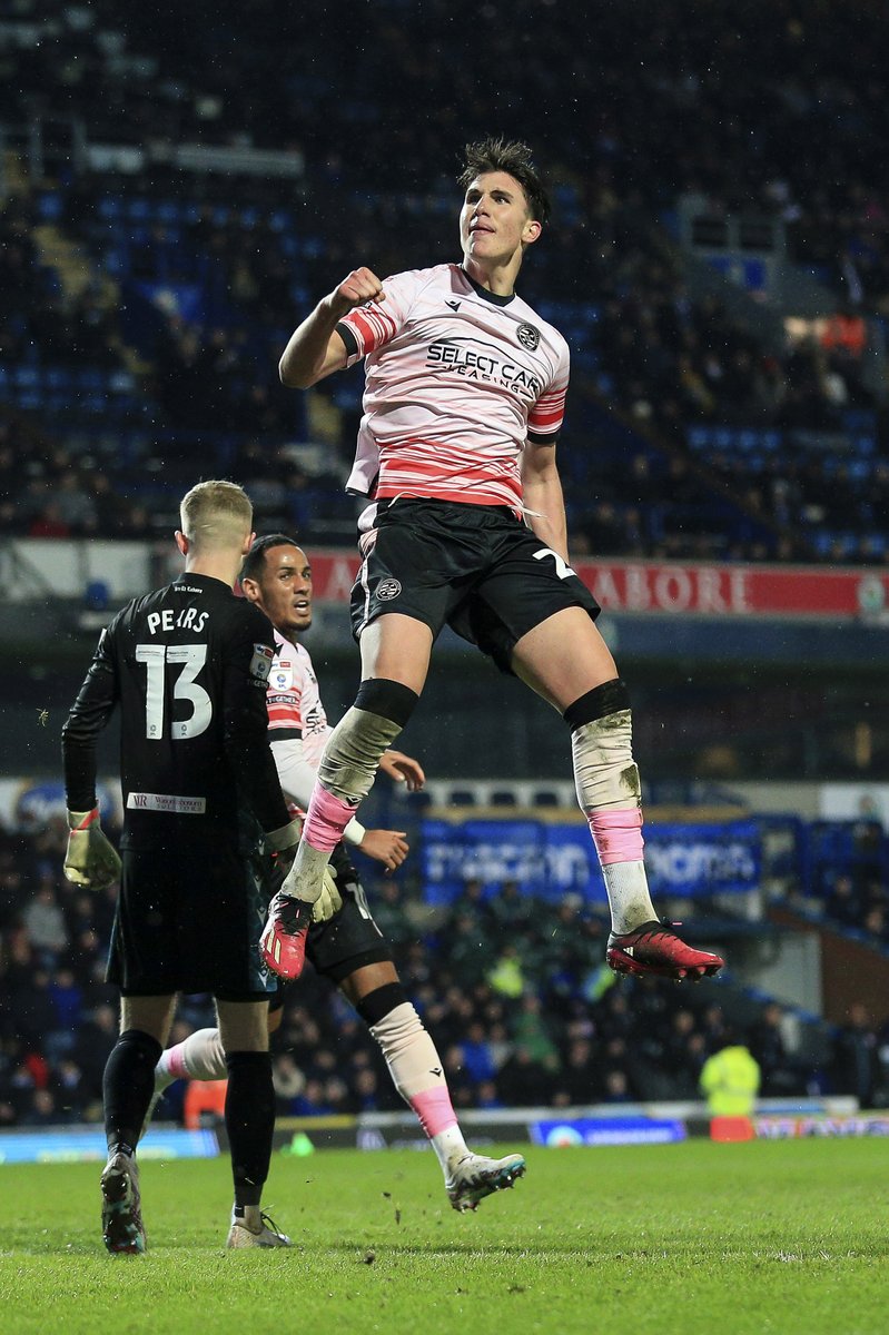 ReadingFC's tweet image. Take a bow Cesare!

Some strike! 💥

#BLAREA