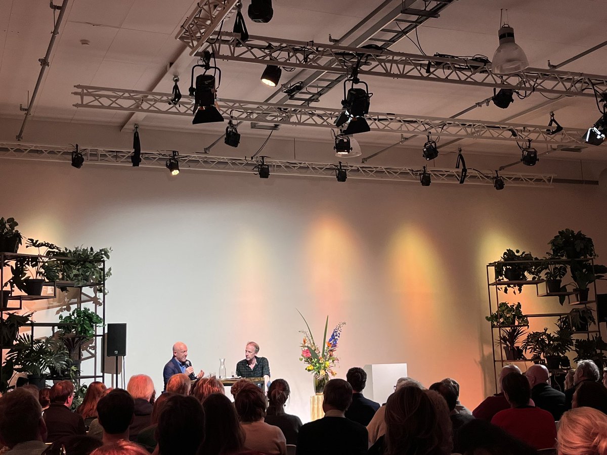 Great evening in #Amsterdam @JohnAdamsNL w/ <a href="/MarkLeibovich/">Mark Leibovich</a> on his new book #ThankYouForYourServitude and the state of politics in 🇺🇸. As it turns out, there’s still hope …