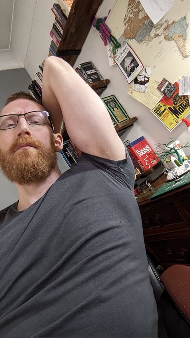 sniff sniff https://t.co/VWo8Ubl6pz