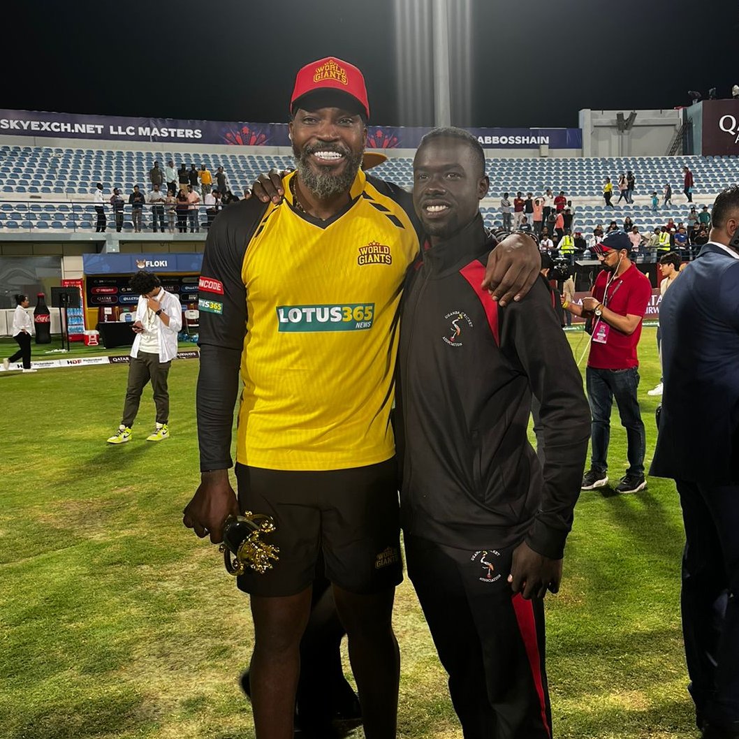 sharing a moment with the universe boss in Qatar on my birthday, the Lord made it. Thanks be to God🙏.