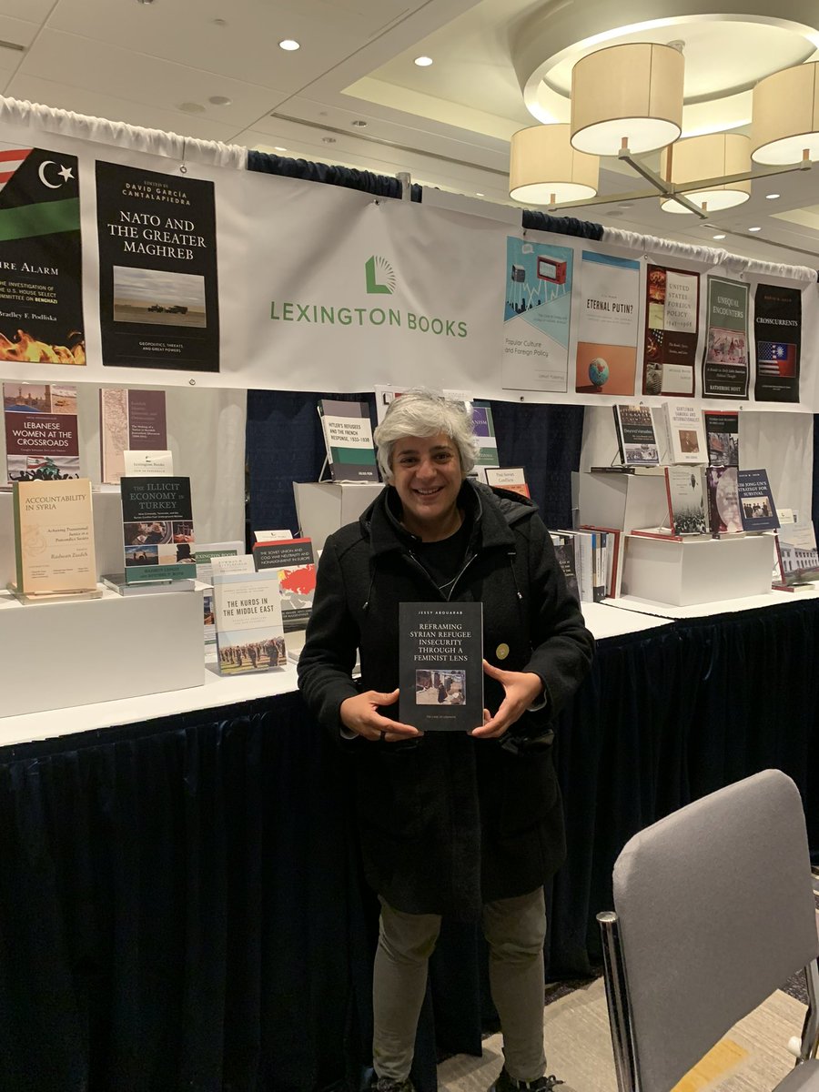 Rowman & Littlefield tweet media