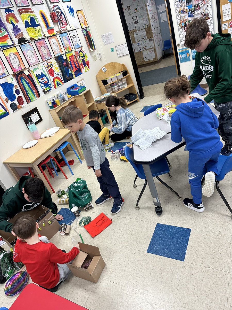 Mrs. Julia Danon tweet media