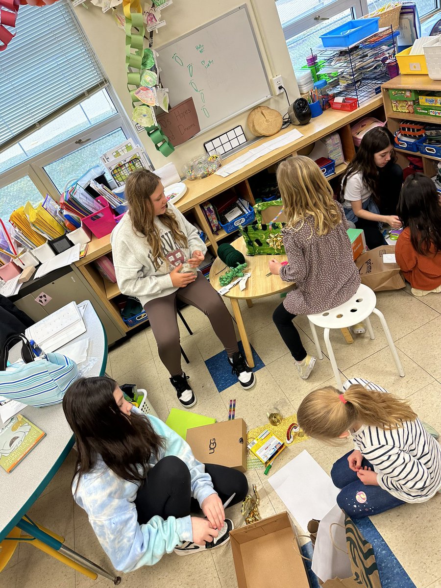 Mrs. Julia Danon tweet media