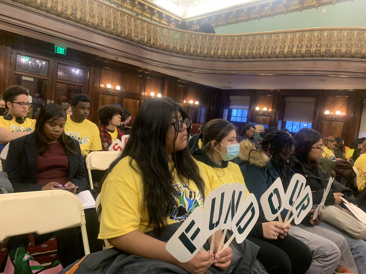 DSC_NY's tweet photo. Youth leaders from @UYC_YouthPower @SBU_POWER @MaketheRoadNY @YA_YAnetwork &amp; @integratenyc are here &amp; ready to testify at the @NYCCouncil Ed Budget hearing! #CommunityNotCops #PoliceFreeSchools https://t.co/cLu9SWSvTO