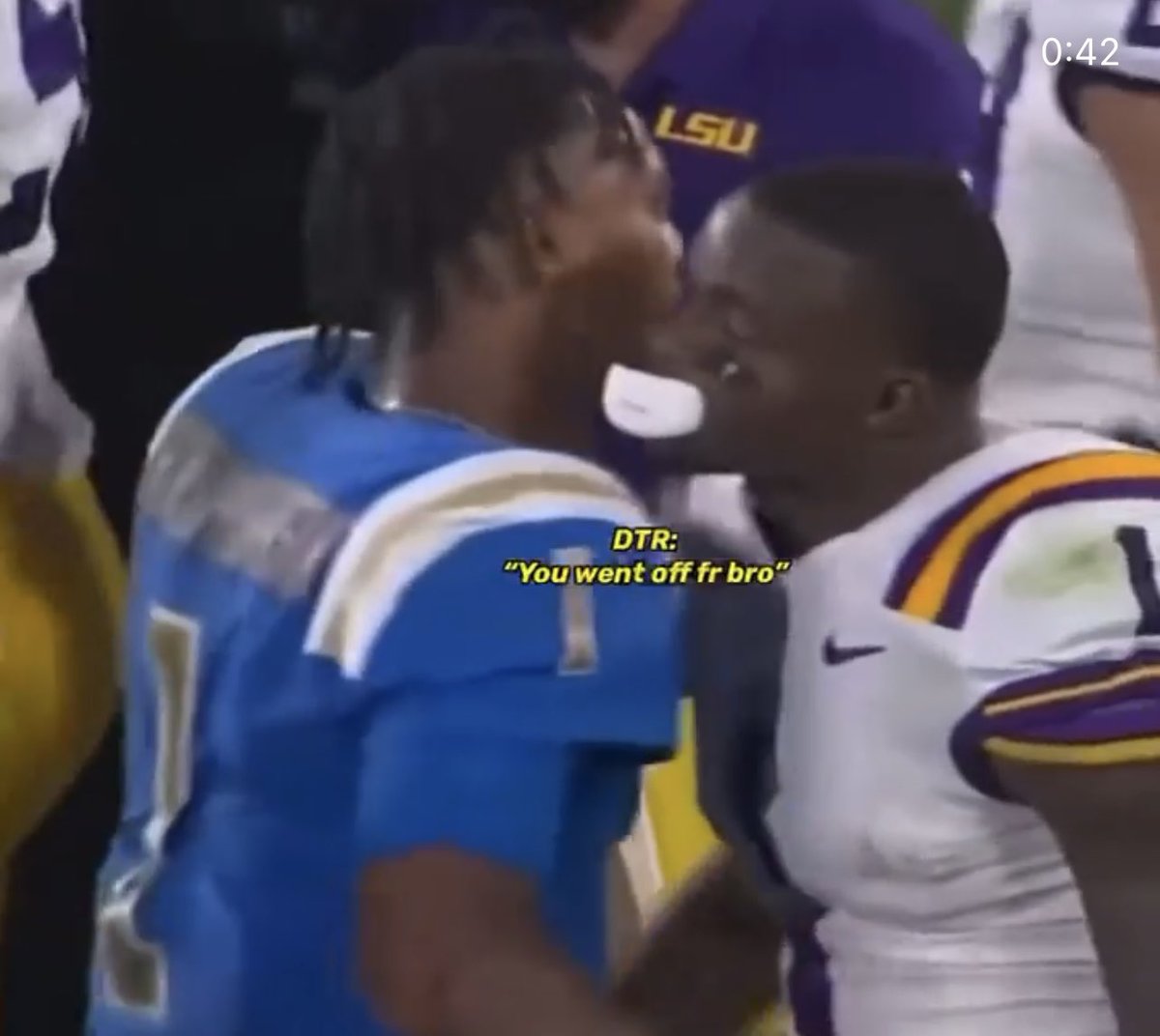 AZCardsShowYo tweet media