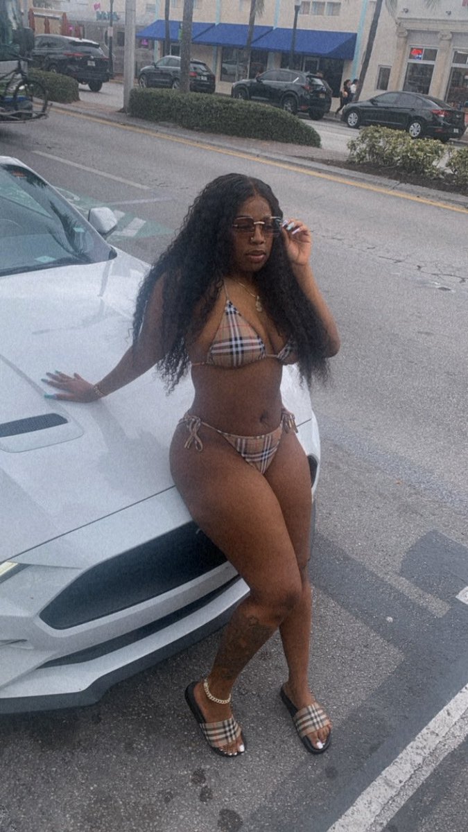 Queen Bri on Twitter: "Twenty-ATE 😝💅🏾 🎉"