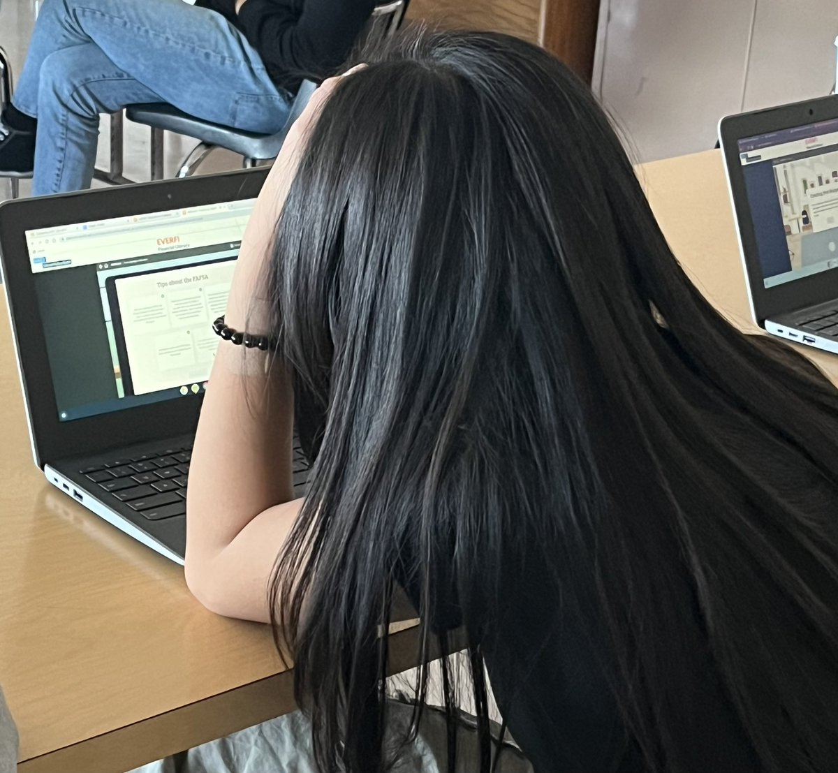 Spent a beautiful afternoon in the Bay Area connecting with <a href="/SFUnified/">SF public schools</a> students and providing them with <a href="/EVERFIK12/">EVERFIK12</a> digital resources to support their financial well-being on #DLDay 💻💵