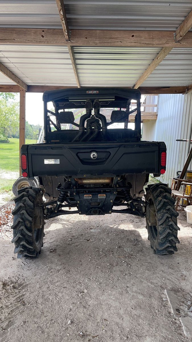 __lane549__'s tweet photo. Somebody bring me a buyer or somebody come grab it. Wanting payoff for it dm me for for details. 184 miles and 42 hours still a brand new buggy. Please retweet for me https://t.co/Ng2vbSqHF9