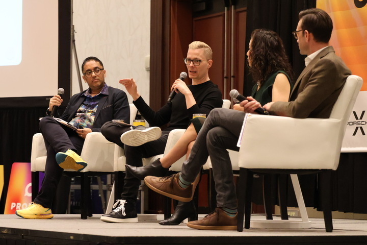 How can leaders empower #InnovationOnPurpose?

“It's not just enough for us to say a bunch of agreeable and smart things. We have to push back, we have to bring other people to the table, it's about how we discuss the future together." 
- Ian Beacraft at #SXSW2023