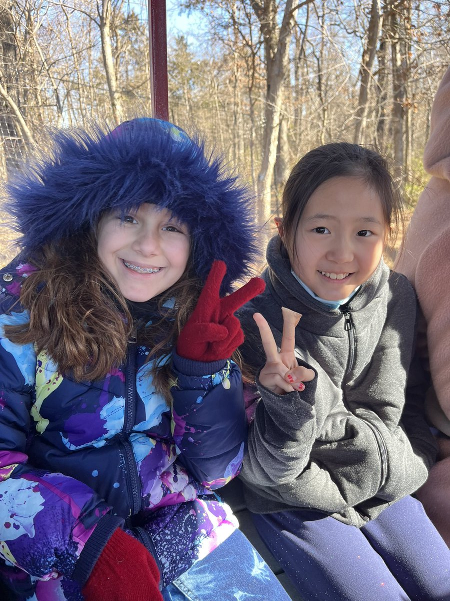MsLenowicz3rd's tweet image. Bundled up for our wagon ride at Frying Pan Park!