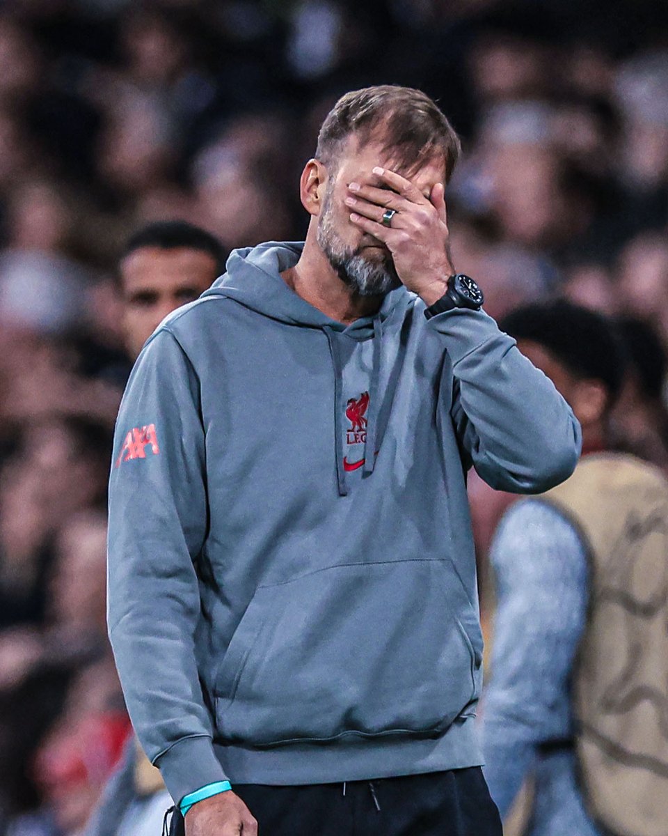 #UCL
FT : Real Madrid 1-0 Liverpool (Agg 6-2)

⚽ Benzema 77'

Ku kira bakal comeback..