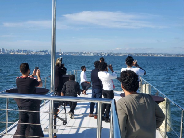 TheSkyWriters's tweet photo. Flying marriage proposal banner "HAMSINI, WILL YOU MARRY ME?" in San Diego and SHE SAID YES! What a great day for this crew on this cool yacht! Congratulations to Hasini and Sagar! Beautiful day for everyone! #Shesaidyes #marriageproposal #flyingbanner #sandiego https://t.co/ujdpFNUATC
