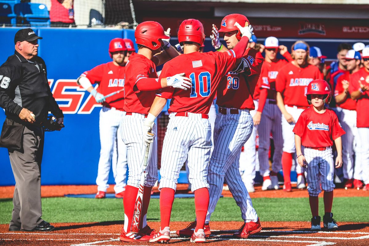 LATechBSB's tweet photo. Hogart goes YARD.
3-run homer slices our deficit in half.
E6 | LA Tech 5, Air Force 8 https://t.co/J4dqlKvyQg