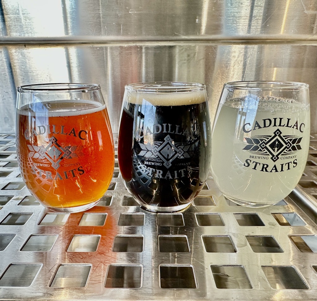 Happy Wednesday, folks. Got some returning favorites tapped for you all!

❤️ PUGGY MCSNORTS - Irish Red Ale
This smooth Irish Red ale features a hint of roasted malt, and is named after the brewer Gary's late pug named Bruce. 
6.1% ABV •  24 IBU

☘️ … instagr.am/p/Cp0wURWNZpF/