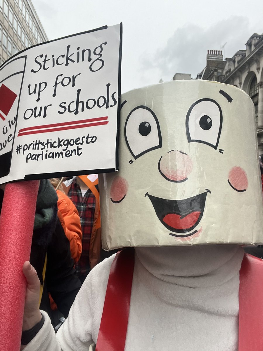 GSekatawa's tweet photo. A very sleepy glue after a big day of action for education in London. Met some amazing people out in force …even though I could only see their knees and feet 😂. #NEU #prittstickgoestoparliament #PayUp https://t.co/CmoThH7U5a