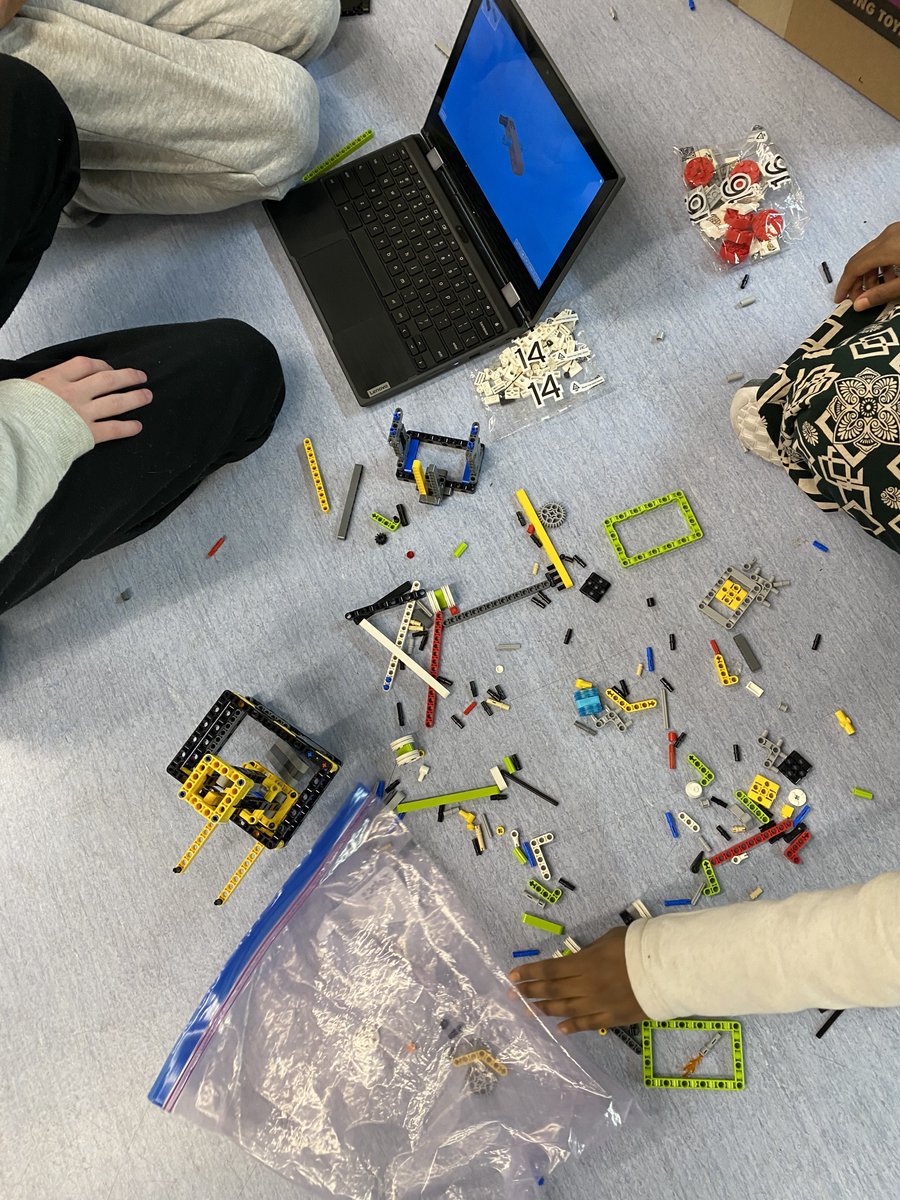Collaboration, communication and problem solving in <a href="/FMISonthego/">FMIS</a> Tech Academy.  <a href="/fmpsd/">Fort McMurray Public School Division</a> Students learning #python, #robotics and rideable #ev go karts. #ymm #STEM #coding
