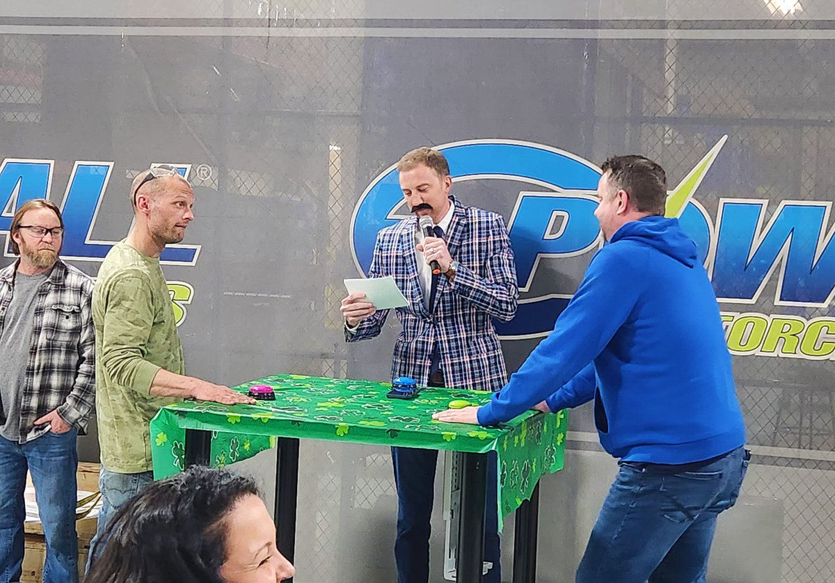 WireWizardUS's tweet photo. Happy St. Patrick's Day! We celebrated the holiday early today with an amazing corned beef lunch followed by some Irish-themed Family Feud. We are truly blessed to be a part of an incredible team camaraderie & company culture here at Wire Wizard!
#WireWizard #StPatricksDay https://t.co/5jWvtMm4KQ