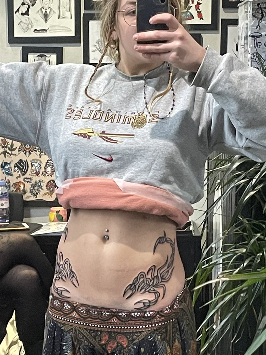 KillMeThankU's tweet photo. would not recommend this tattoo placement unless ur an actual sadist. i, however, am a very brave and very cool lass https://t.co/ZfmEUGUSUZ