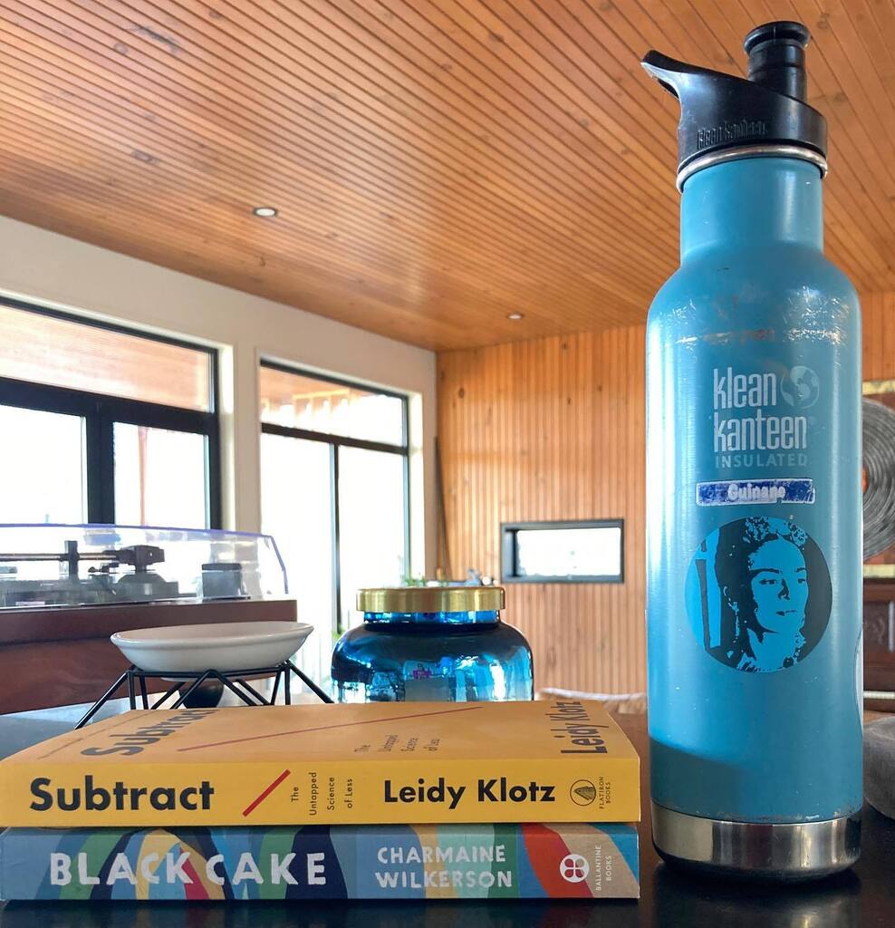 Picked up a couple of new books at my fav bookstore @beachreadsbookshop and this awesome Robyn-made Frida sticker!  Happy day 😊 instagr.am/p/Cp0zvsBAgxn/