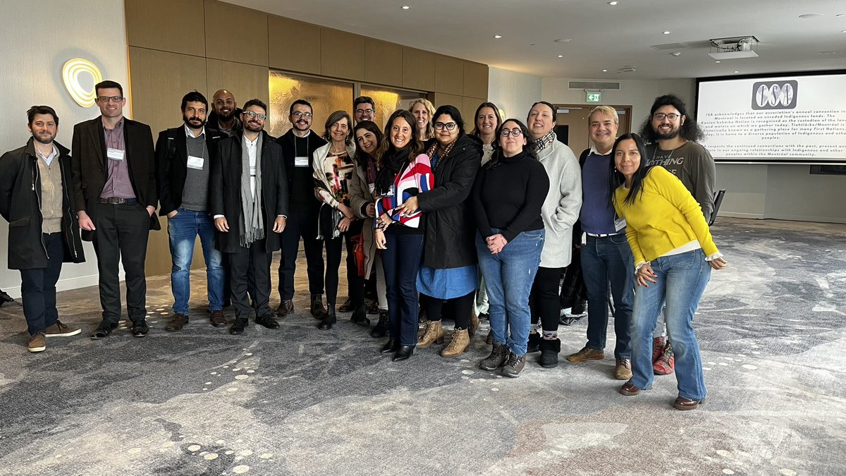 lacregionisa tweet media